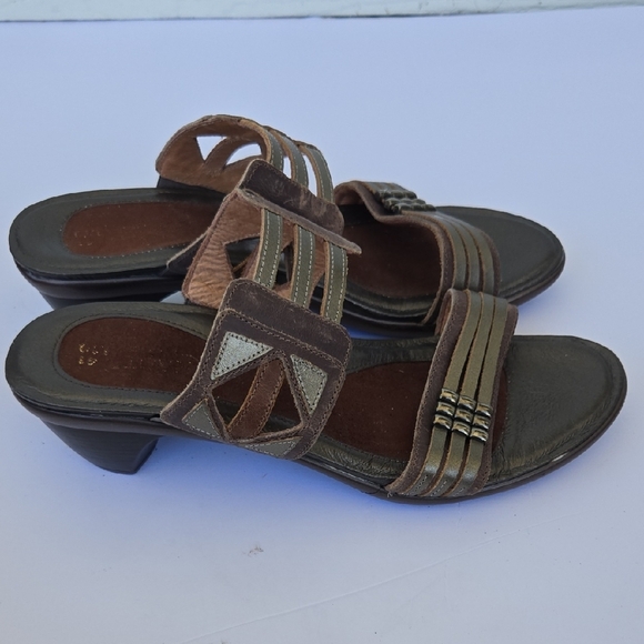 NAOT Stylish Brown Women's Mule Sandals Size 41/9 - Picture 2 of 9